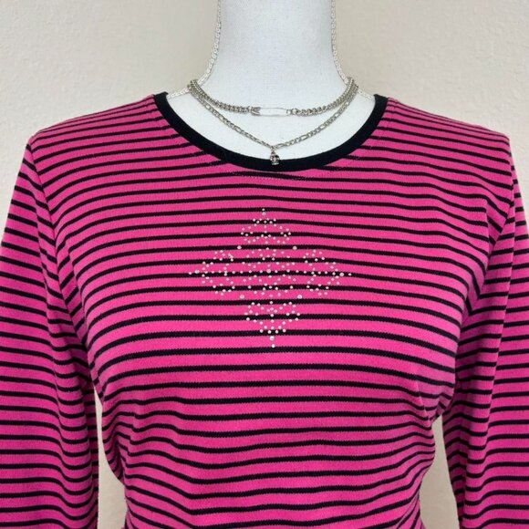 Vintage 2000s pink & black striped quarter sleeve top w a bedazzled detail. - Picture 2 of 5